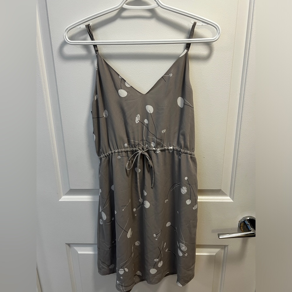 BNWT Babaton dress